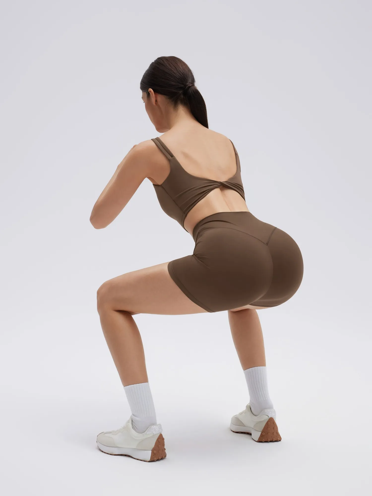 Twist Back Cami Workout Set - Image 14
